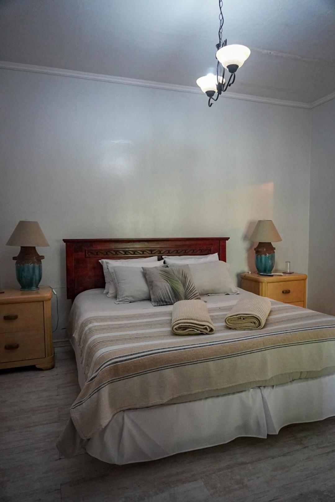 Entre Vinas Bed & Breakfast Santa Cruz Exterior photo
